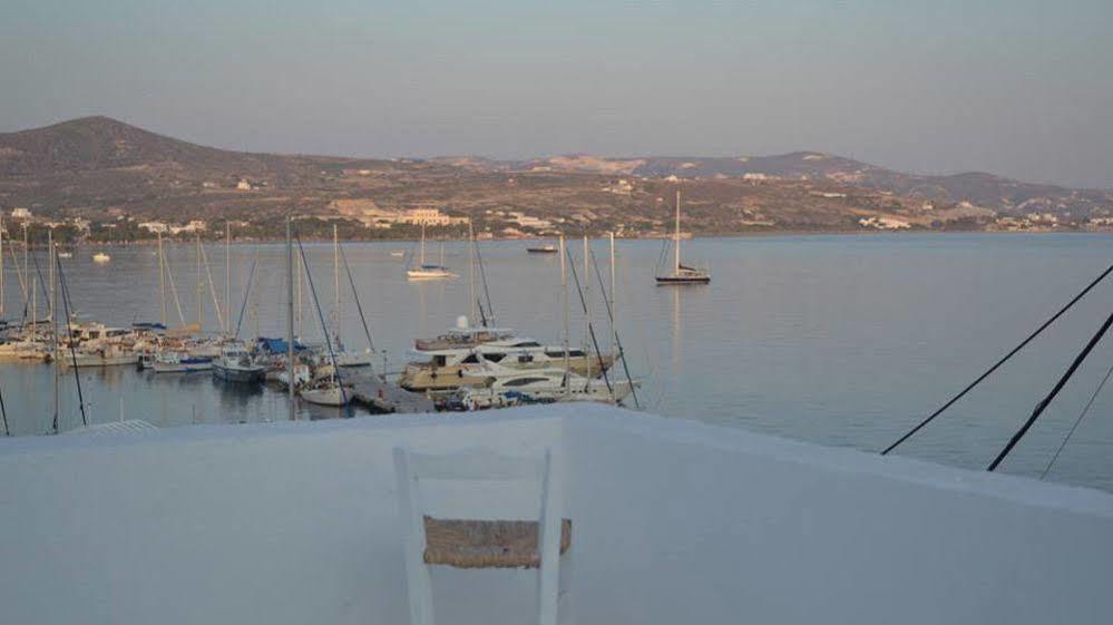 Hotel Adamas Exterior foto